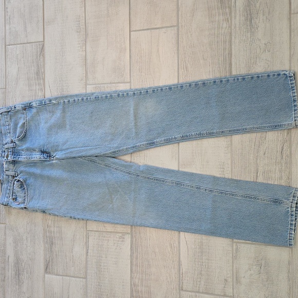 Carhartt Other - Carhartt Traditional Fit Men's Size 32x36 Light Wash